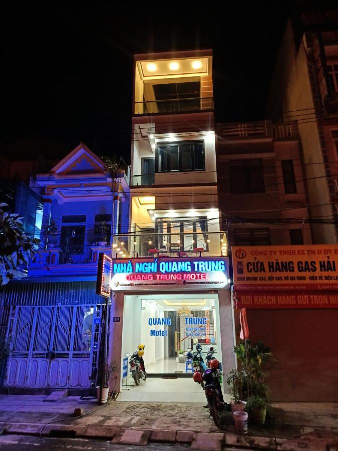 동반 Nha Nghi Quang Trung 아파트 외부 사진